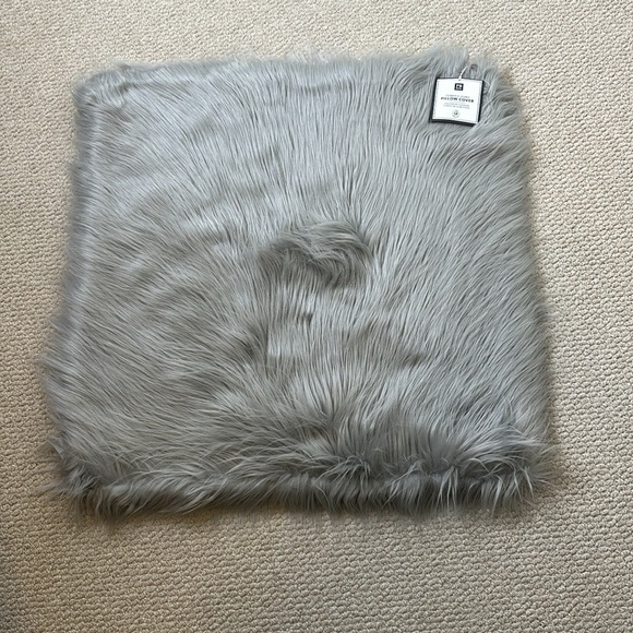 Pottery Barn Dorm Furrific Mongolian Pillow Cover Sham 26” - Picture 5 of 5